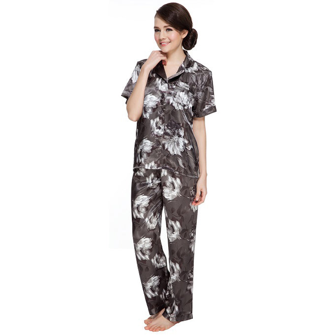 Lavenderi Women's Short Sleeve Classic Satin Pajama Set - Soft Silky Sleepwear for Women, Comfortable & Stylish